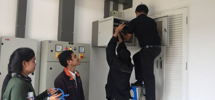 <strong>ศูนย์เทคโนโลยีสารสนเทศ ดำเนินการเปลี่ยนอุปกรณ์ Network Switch รองรับ Internet ณ อาคาร 27 (โรงเรียนการอาหารนานาชาติเพชรบุรี)</strong> <strong>ศูนย์เทคโนโลยีสารสนเทศ ดำเนินการเปลี่ยนอุปกรณ์ Network Switch รองรับ Internet ณ อาคาร 27 (โรงเรียนการอาหารนานาชาติเพชรบุรี)</strong>
